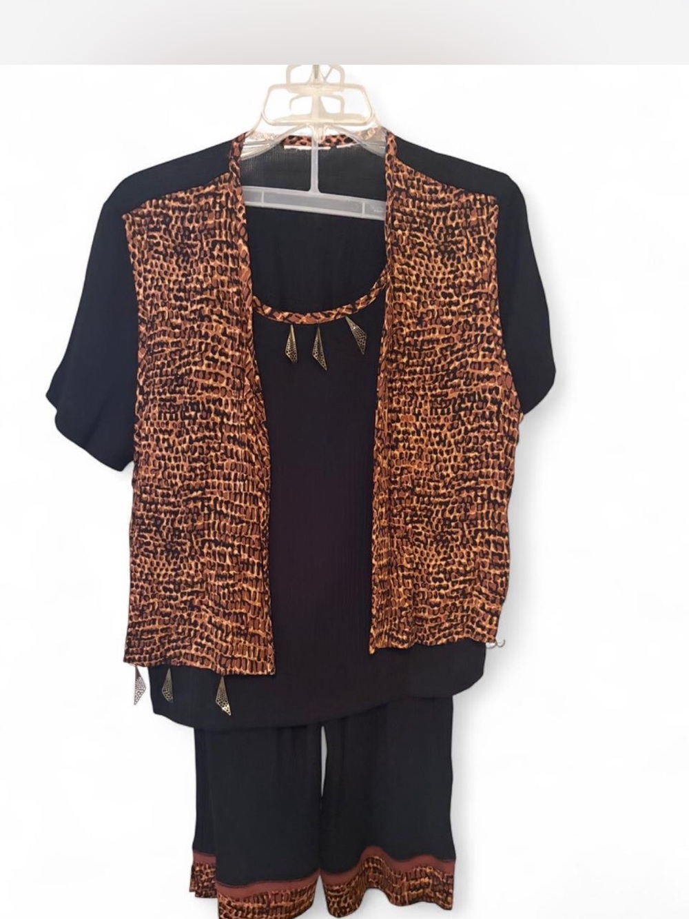 Black and Brown Patterned Open-Front Top & Pant Set